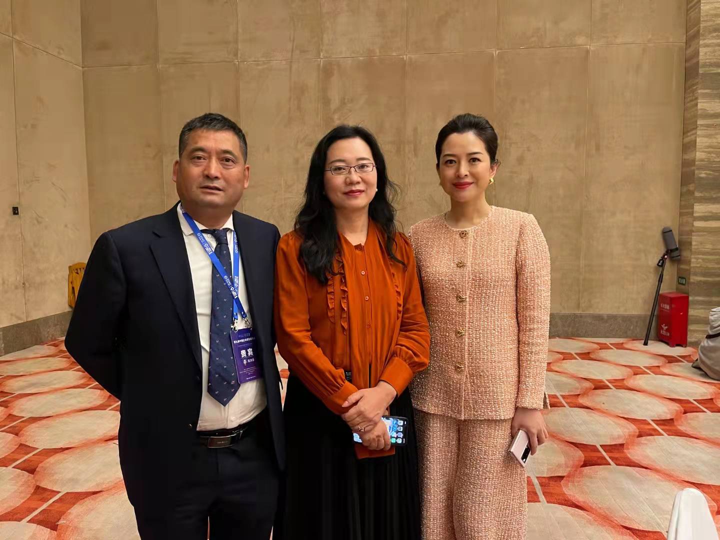 1640139745408163.jpg 86004124b4d609a06fea65d0bf57693.jpg